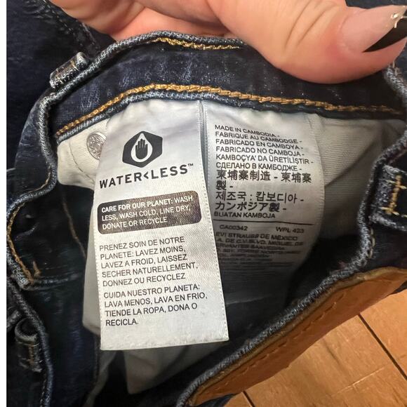 LEVI'S PREMIUM 501 Cutoff Dark Denim Mid Thigh Shorts Size 27 - Picture 5 of 7